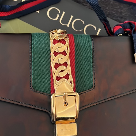 Gucci Sylvie should bag - rare design NWT - Picture 6 of 17